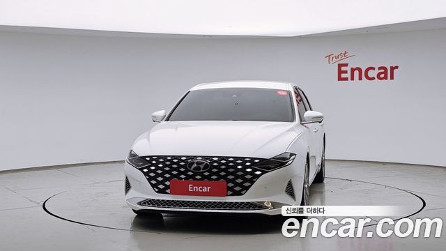 Hyundai Grandeur Новый IG 2.5 Calligraphy - фото 2