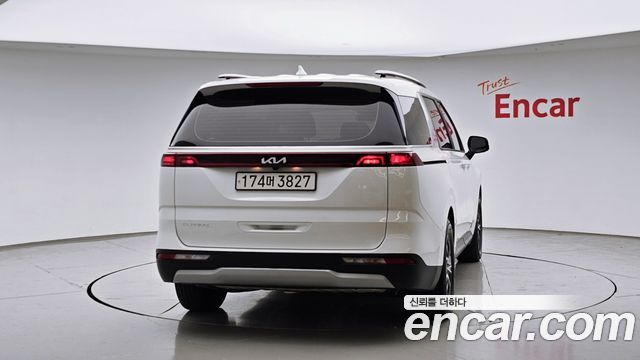 Kia Carnival 4-го поколения 9-Seater Prestige - фото 3
