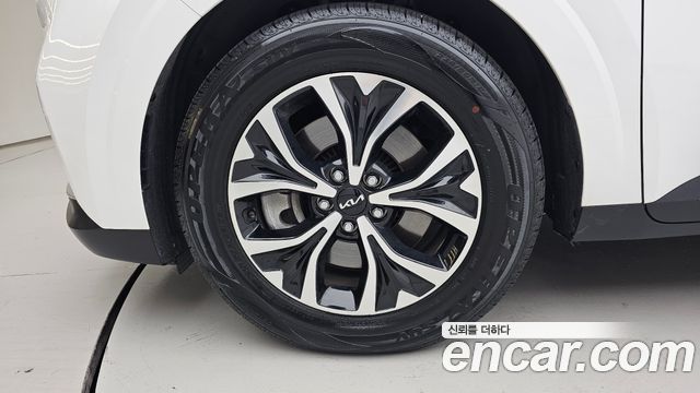 Kia Carnival 4-го поколения 9-Seater Prestige - фото 4