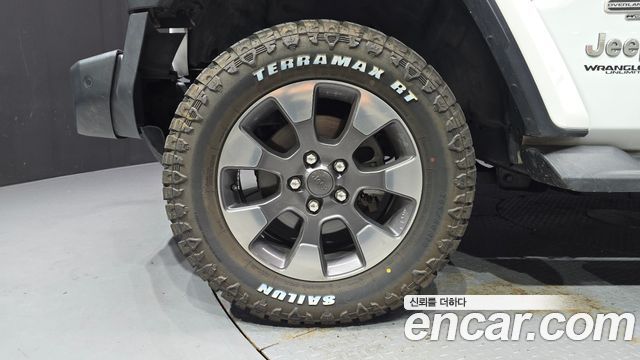 Jeep Wrangler JL 2.0 Overland 4Door - фото 4