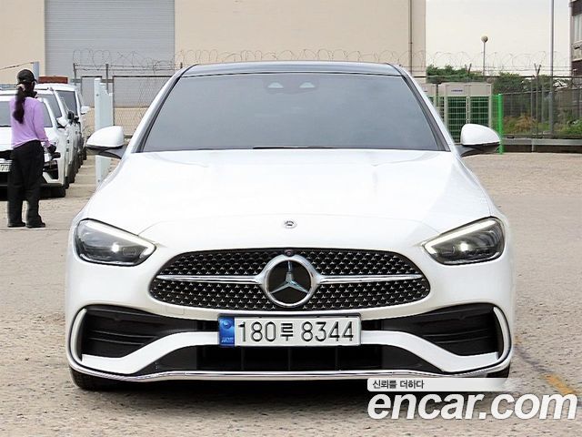 Mercedes-Benz C-Class W206 C300 4MATIC AMG Line - фото 0