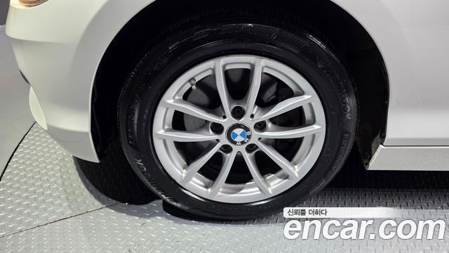 BMW 1-Series F20 118d JOY 5DOOR - фото 4