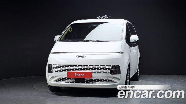 Hyundai Staria Cargo 3-Seater Modern - фото 1
