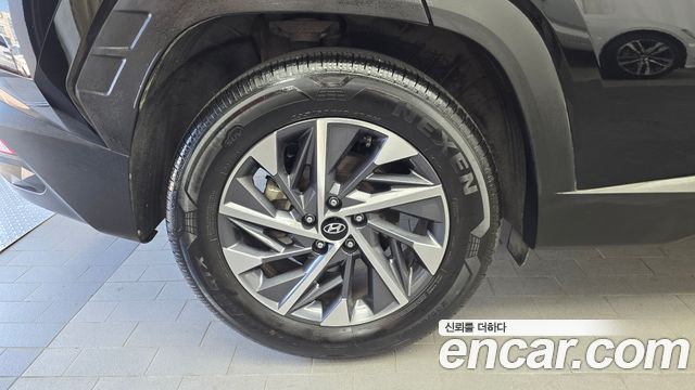 Hyundai Tucson NX4 Gasoline 1.6 Turbo 2WD Premium - фото 4