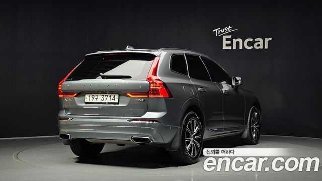 Volvo XC60 2-го поколения T6 Inscription - фото 1