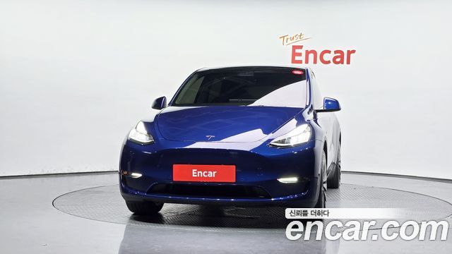Tesla Model Y Long Range AWD - фото 2