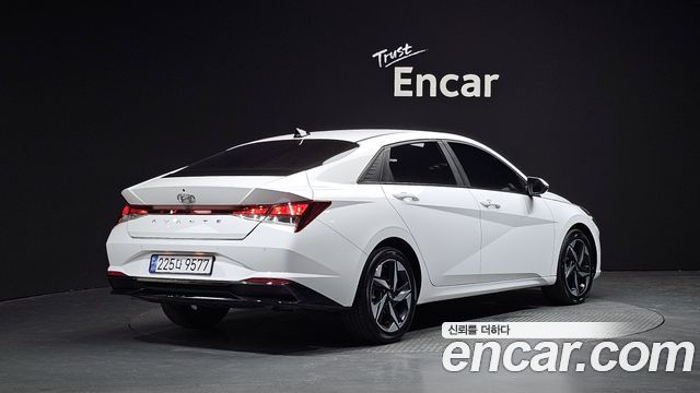 Hyundai Avante CN7, гибрид Modern - фото 1