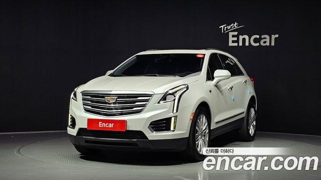 Cadillac XT5 3.6 Premium AWD - фото 0