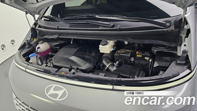 Hyundai Staria Cargo 5-Seater Modern - фото 4