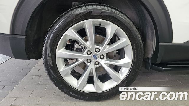 Ford Explorer 6-го поколения 3.0 Platinum 4WD - фото 4