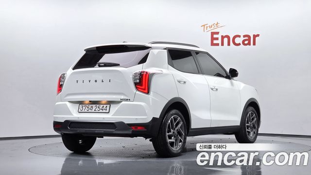 SsangYong Tivoli Новый 1.6 2WD V3 - фото 0