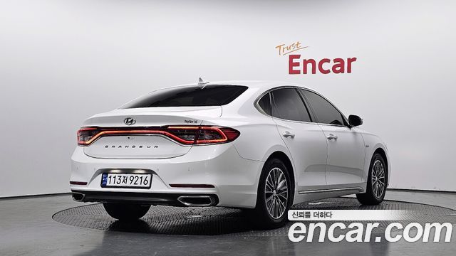 Hyundai Grandeur IG, гибрид Premium - фото 1