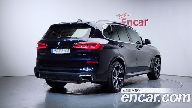 BMW X5 G05 xDrive 40i M Sport - фото 1
