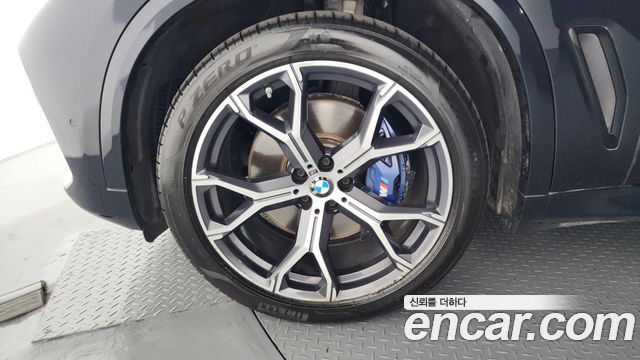 BMW X5 G05 xDrive 40i M Sport - фото 4