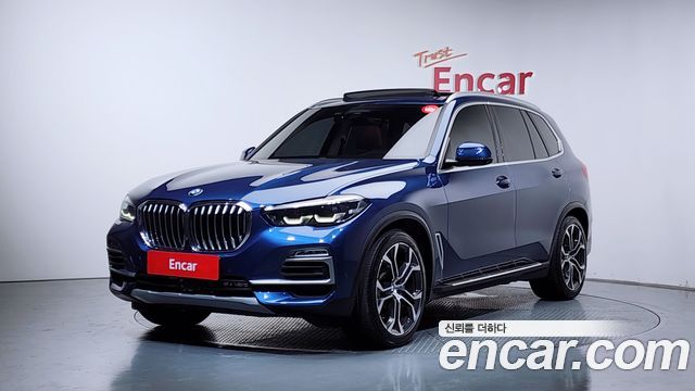BMW X5 G05 xDrive 40i xLine - фото 0