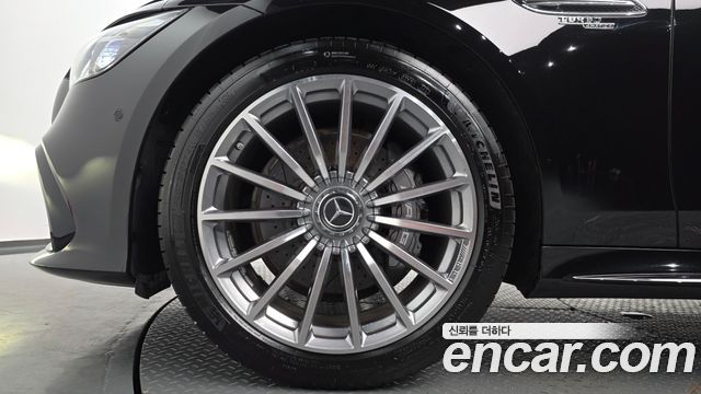 Mercedes-Benz AMG GT 4Door 43 4MATIC+ - фото 4