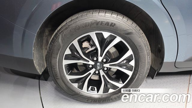 Kia Carnival 4-го поколения 9-Seater Noblesse - фото 4