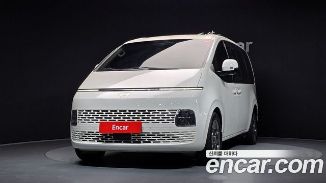 Hyundai Staria Tourer 11-Seater Modern - фото 2