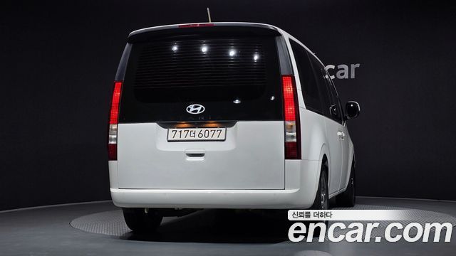 Hyundai Staria Tourer 11-Seater Modern - фото 3