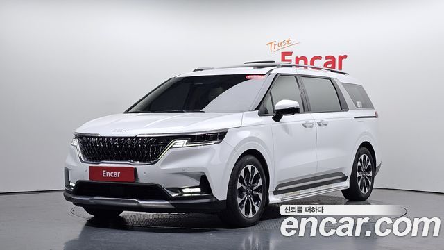 Kia Carnival 4-го поколения 7-Seater Signature - фото 0