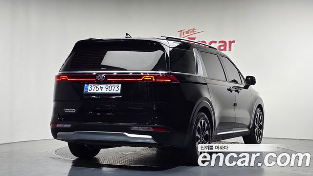 Kia Carnival 4-го поколения 9-Seater Noblesse - фото 1