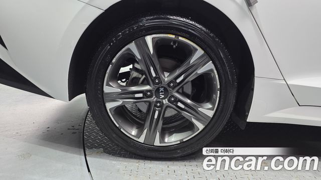Kia K5 3-го поколения 2.0 Noblesse - фото 4
