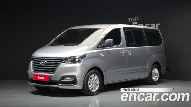 Hyundai Starex Новый Van 5-Seater Modern - фото 0