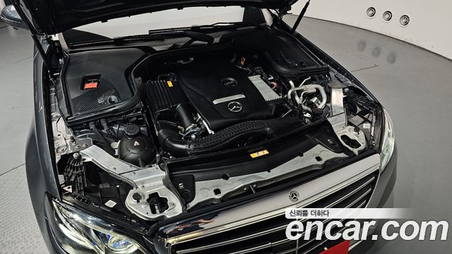 Mercedes-Benz E-Class W213 E300 4MATIC Exclusive - фото 4