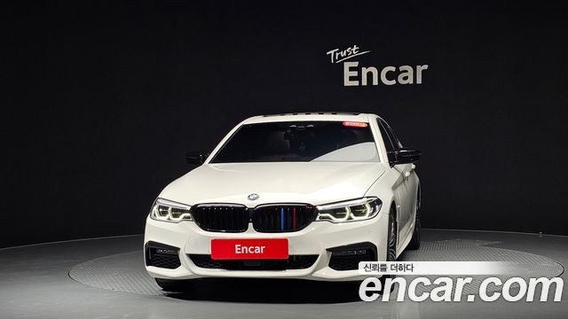 BMW 5-Series G30 530i M Sport Package Plus - фото 1