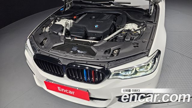 BMW 5-Series G30 530i M Sport Package Plus - фото 4