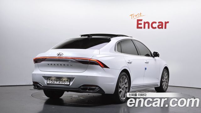 Hyundai Grandeur Новый IG, гибрид Calligraphy - фото 1