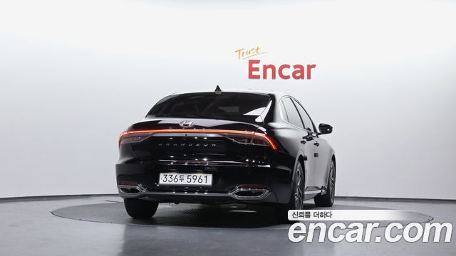 Hyundai Grandeur Новый IG 3.0 LPi Rent Car Modern - фото 3