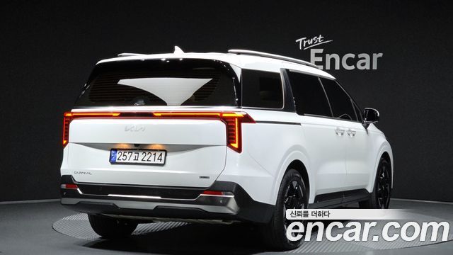 Kia Carnival Новый 4-го поколения HEV 9seater Signature - фото 1