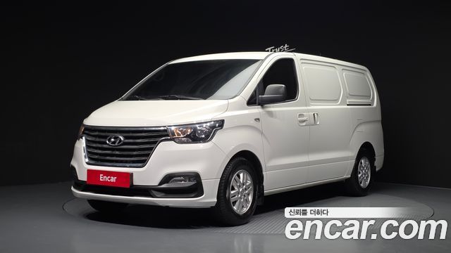 Hyundai Starex Новый Van 3-Seater Smart - фото 0