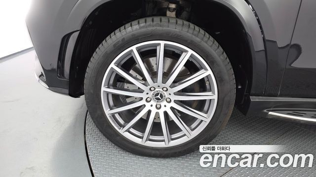 Mercedes-Benz GLS-Class X167 GLS580 4MATIC - фото 4