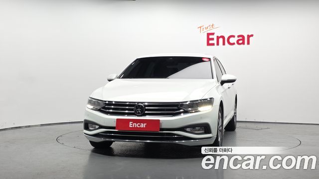 Volkswagen Passat B8 2.0 TDI Premium - фото 2