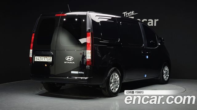 Hyundai Staria L3.5 Cargo 3-Seater Modern - фото 1