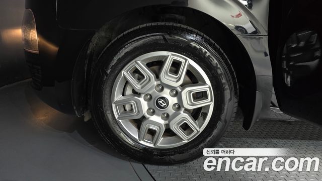 Hyundai Staria L3.5 Cargo 3-Seater Modern - фото 4