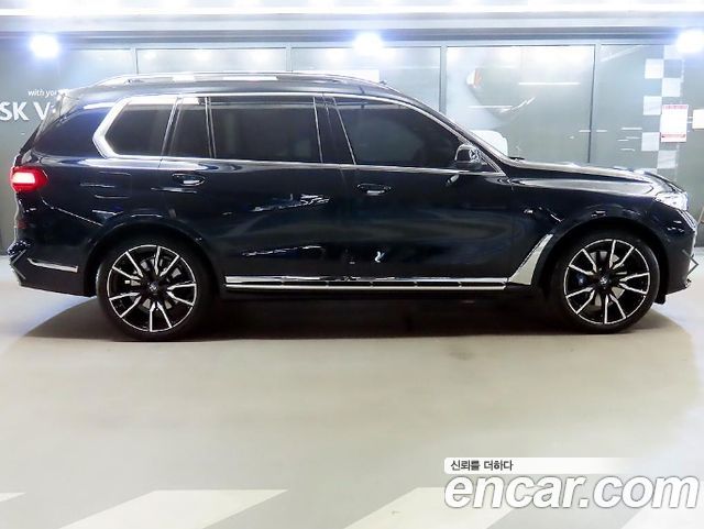 BMW X7 G07 xDrive 40i M Sport 6STR - фото 2