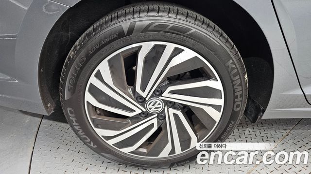 Volkswagen Jetta 7-го поколения 1.4 TSI Prestige - фото 4
