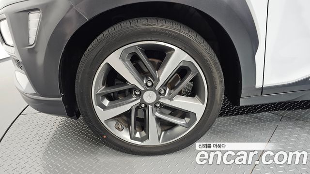 Hyundai Kona 1.6 Turbo 4WD Premium - фото 4