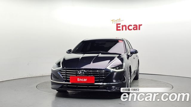 Hyundai Sonata DN8 2.0 Premium - фото 2