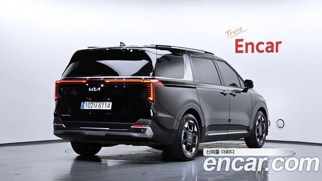 Kia Carnival Новый 4-го поколения 7-Seater Signature - фото 1