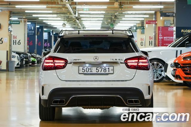 Mercedes-Benz GLA-Class X156 GLA45 AMG 4MATIC - фото 3
