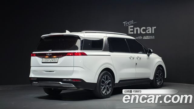 Kia Carnival 4-го поколения 9-Seater Noblesse - фото 1