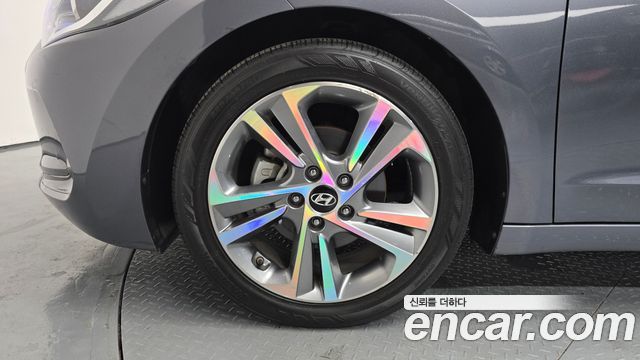 Hyundai Avante AD 1.6 GDI Value Plus - фото 4