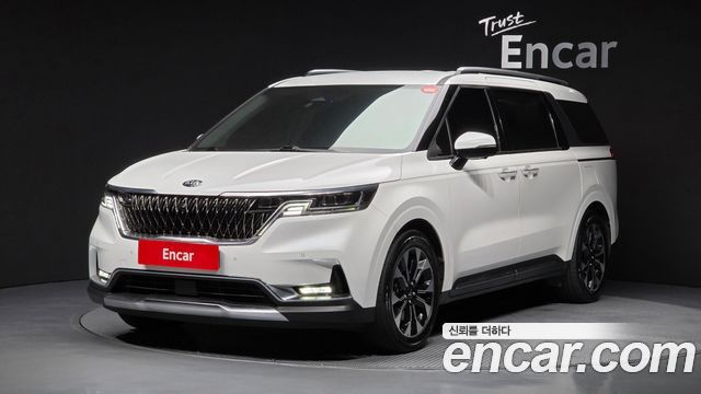 Kia Carnival 4-го поколения 9-Seater Signature - фото 0