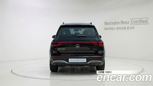 Mercedes-Benz EQB X243 EQB300 4MATIC AMG Line - фото 3
