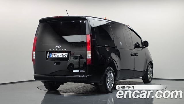 Hyundai Staria Cargo 5-Seater Modern - фото 1