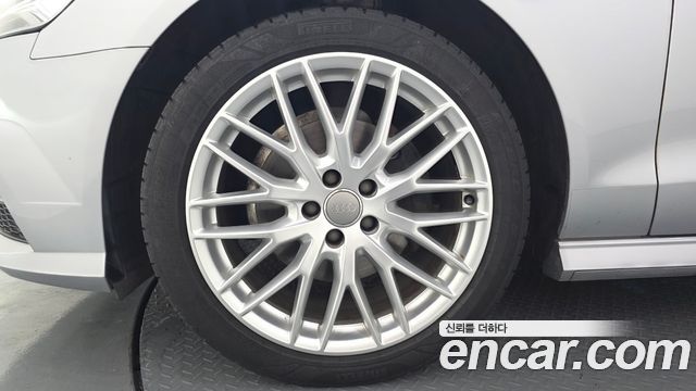 Audi A6 35 TDI Premium C7 - фото 4